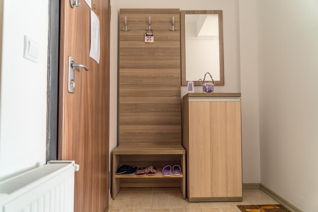 Alina Lake View Apartment Mamaia Eksteriør bilde